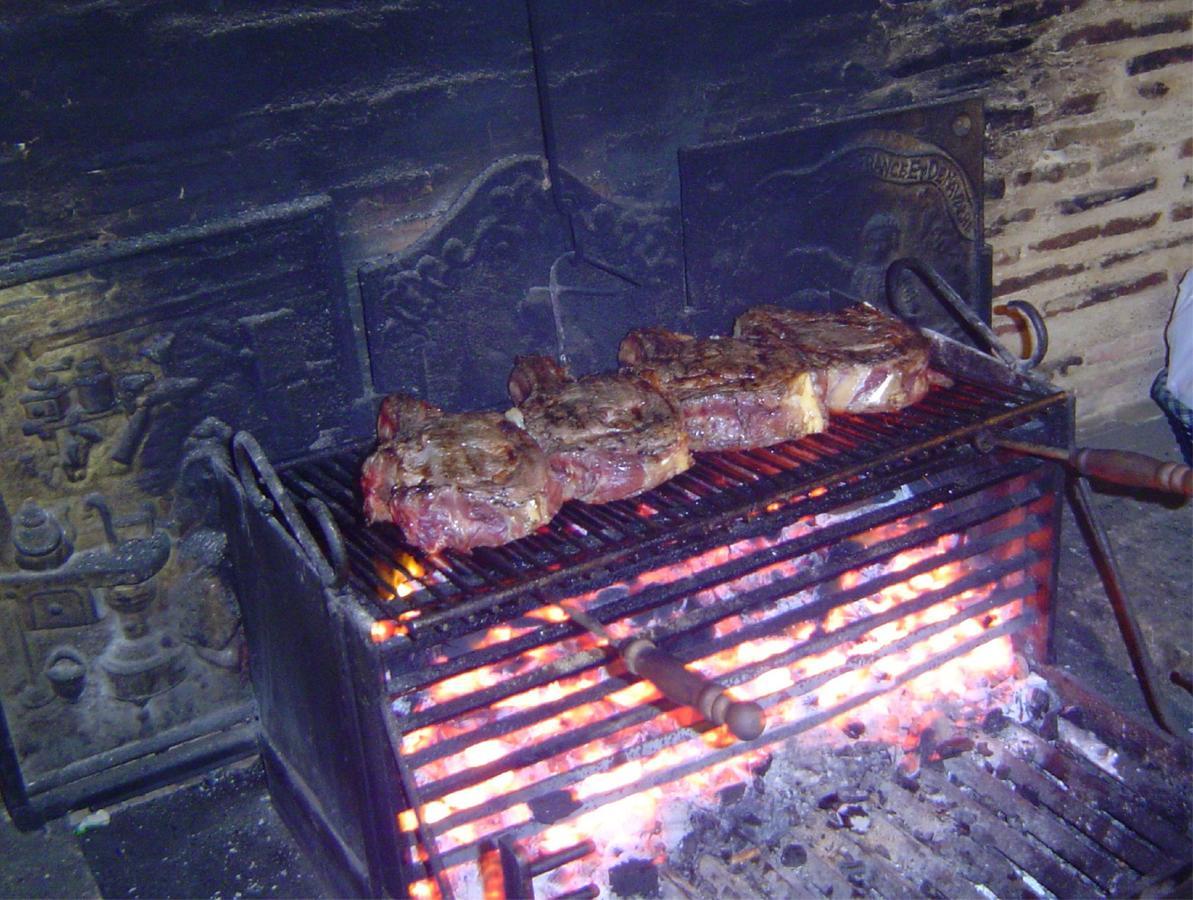 Le Moulin De Planiol Panzió Le Vigan  Kültér fotó